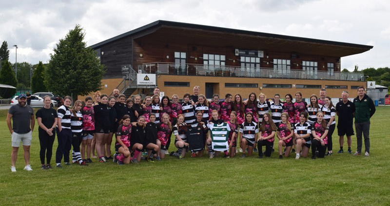 EALING TRAILFINDERS PARTNER WITH FARNHAM GIRLS SECTION